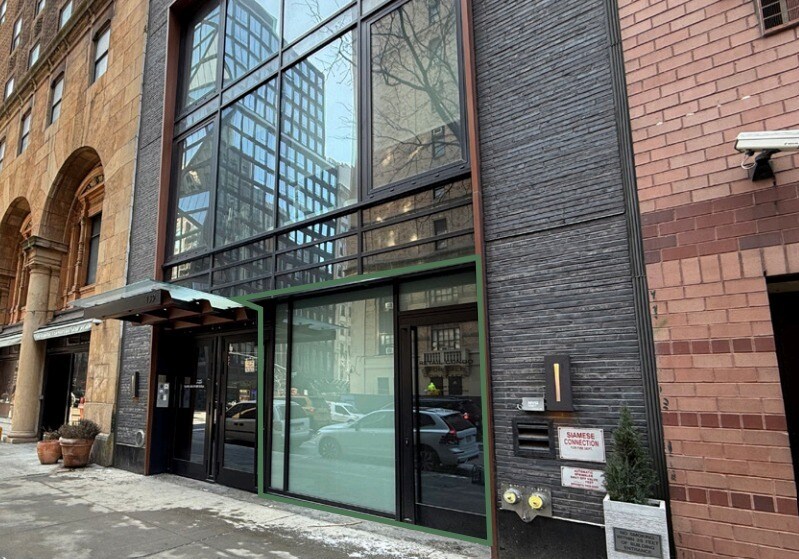 Primary Photo Of 139 E 23rd St, New York Apartments For Lease