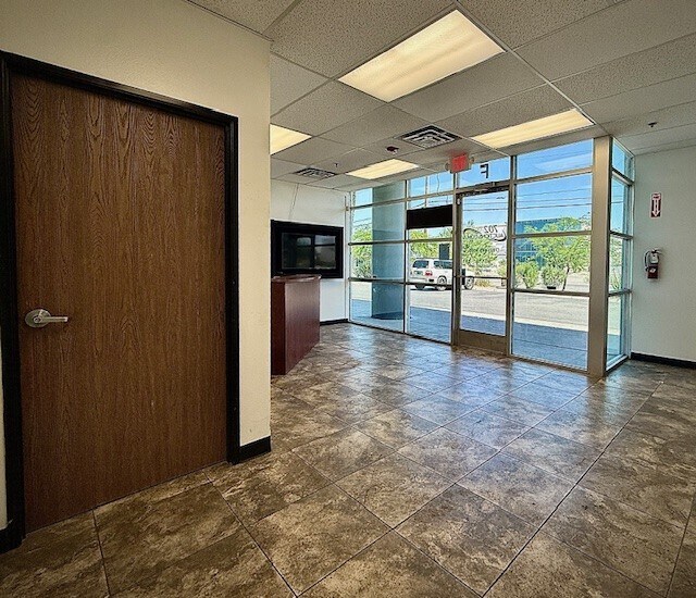 More Photos Of 1889 E Maule Ave, Las Vegas Industrial For Sale