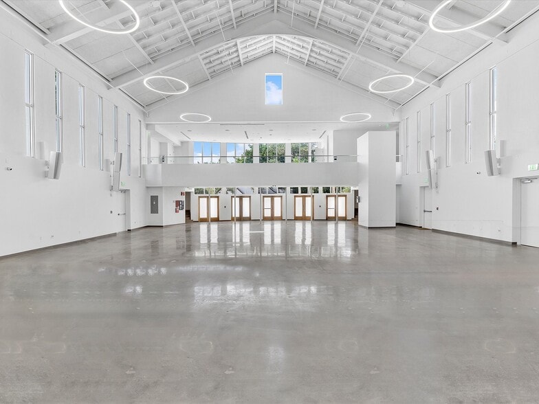 More Photos Of 7610 Biscayne Blvd, Miami General Retail For Sale