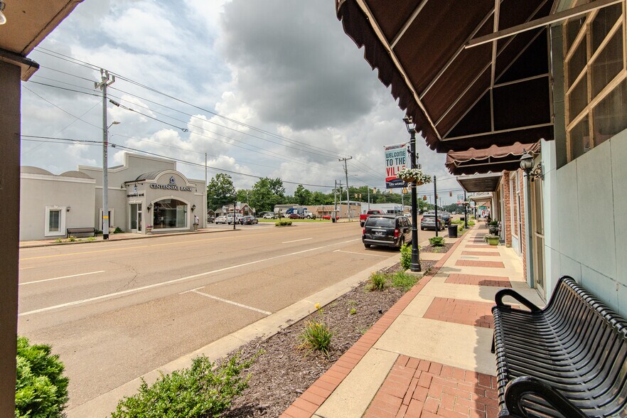 More Photos Of 126 E Main St, Adamsville Storefront For Sale
