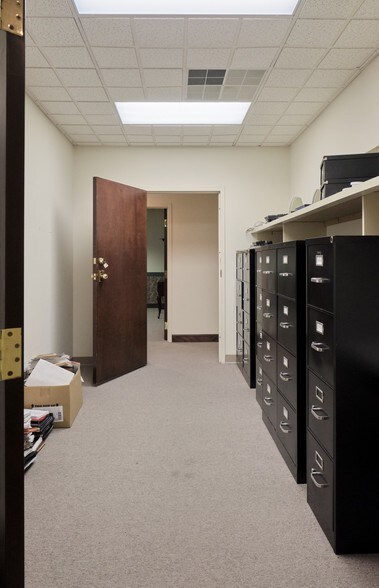 More Photos Of 1908 W Allen St, Allentown Office For Lease