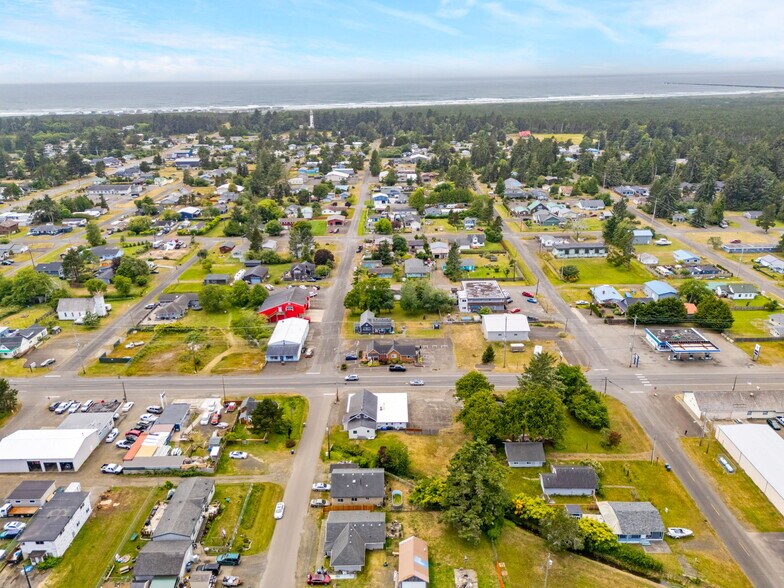 More Photos Of 402 Montesano St, Westport Flex For Sale
