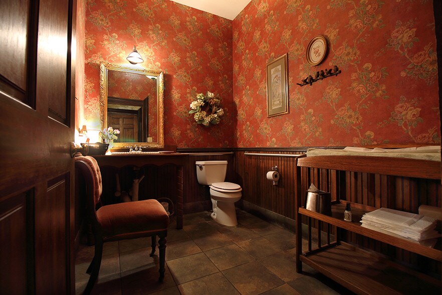 More Photos Of 814 Water St, Waxahachie Restaurant For Sale