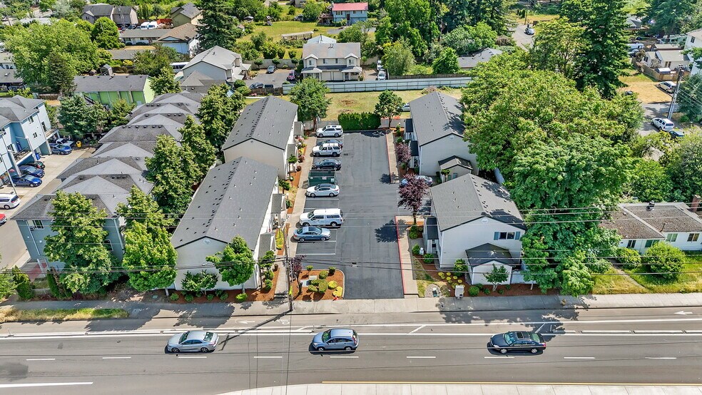 More Photos Of 13334 SE Division St, Portland Apartments For Sale