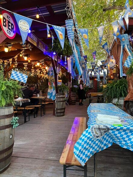 More Photos Of 1725 Cecil St, Waynoka General Retail For Sale