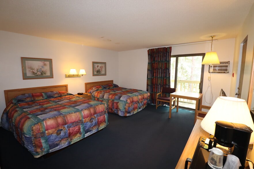 More Photos Of 9966 N State Road 27, Hayward Hotel For Sale