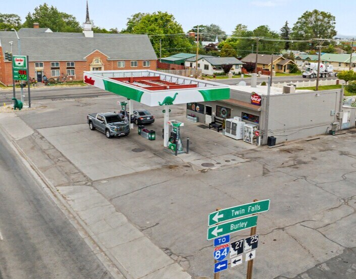 Primary Photo Of 9 E Ellis St, Paul Convenience Store For Sale