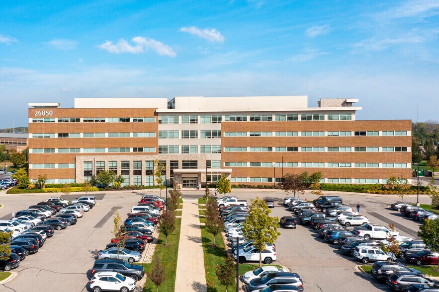 More Photos Of 26850 Providence Pky, Novi Medical For Lease