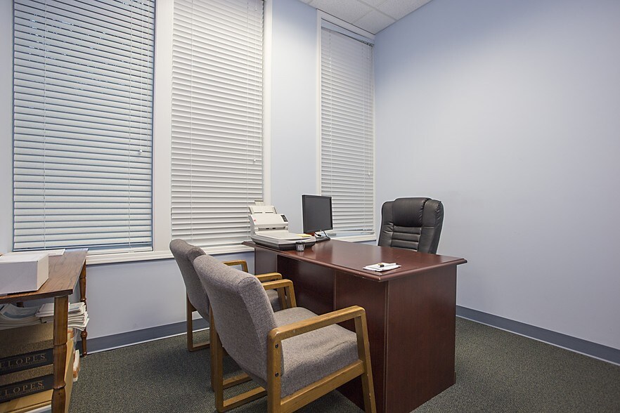 More Photos Of 28369 Davis Pky, Warrenville Office For Lease