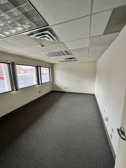 More Photos Of 6711 Monroe St, Sylvania Office For Sale