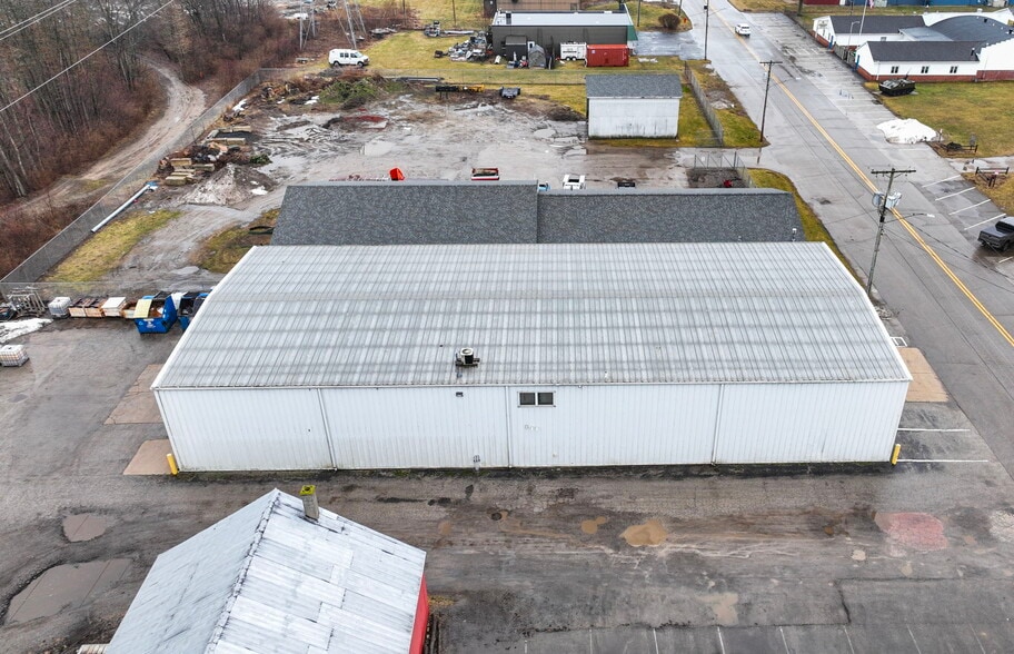 More Photos Of 9167 First St, Baroda Warehouse For Sale