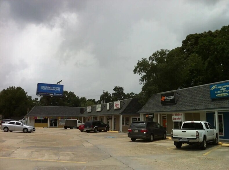 More Photos Of 13241 Perkins Rd, Baton Rouge Storefront For Lease
