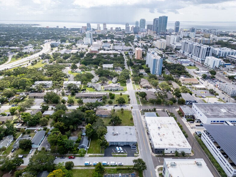 More Photos Of 211 14th St N, Saint Petersburg Light Manufacturing For Lease