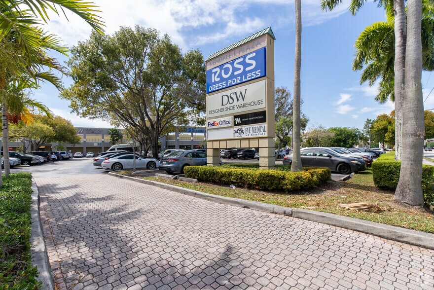 More Photos Of 8603 S Dixie Hwy, Miami Office For Lease