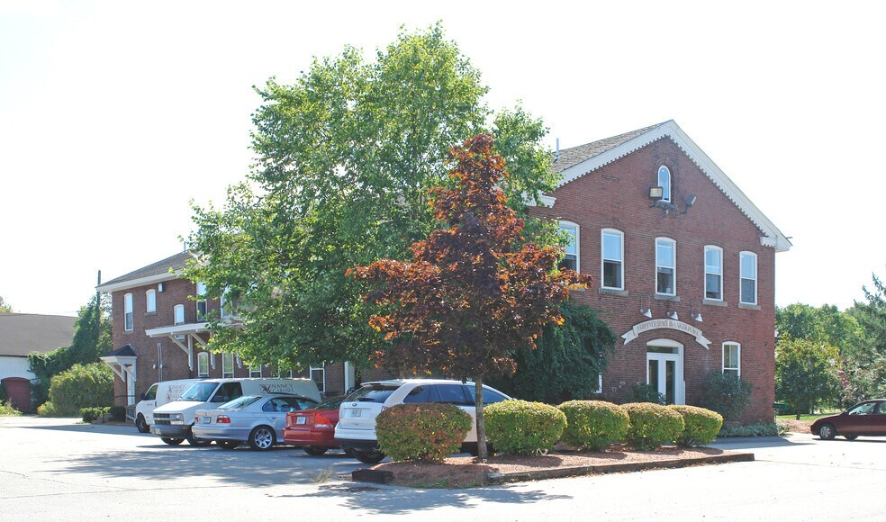 Primary Photo Of 287 S Main St, Concord Office For Lease