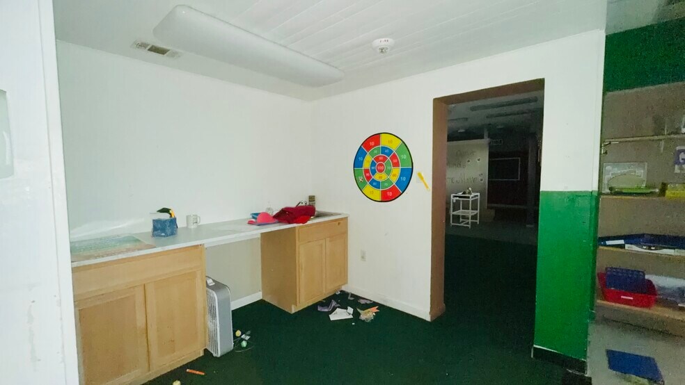 More Photos Of 109 W Midway Dr, Euless Medical For Sale