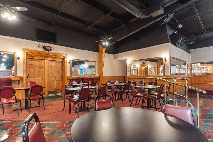 More Photos Of 470 Tucker Dr, Maysville Storefront Retail Office For Sale