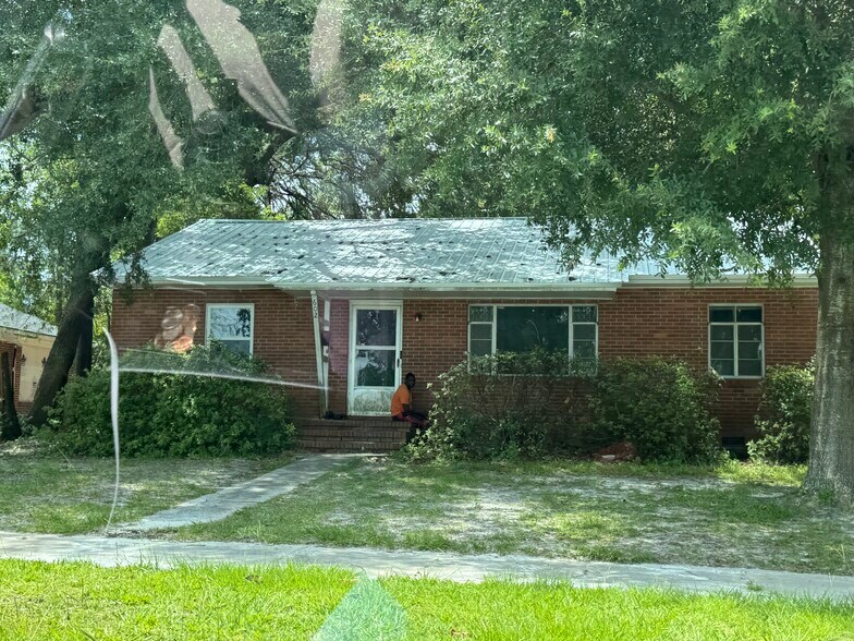 More Photos Of 1480 Park Ave, Waycross Apartments For Sale