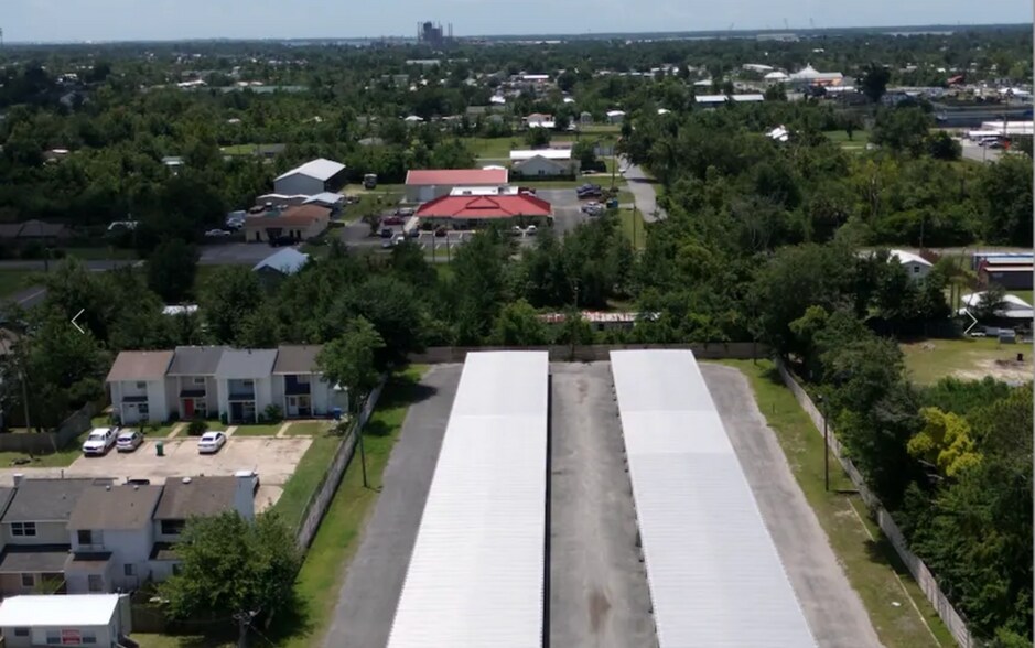 More Photos Of 2726 E 15th St, Panama City Self Storage For Sale