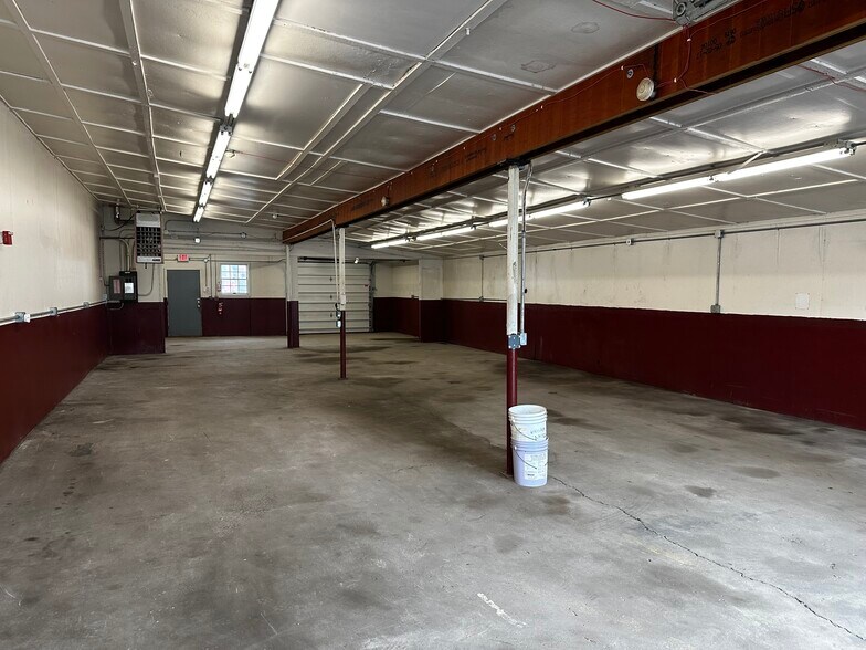 More Photos Of 46 Troy Ave, Colchester Manufacturing For Sale