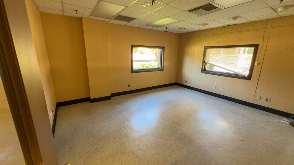 More Photos Of 2400 Mellon Ct, Decatur Distribution For Lease