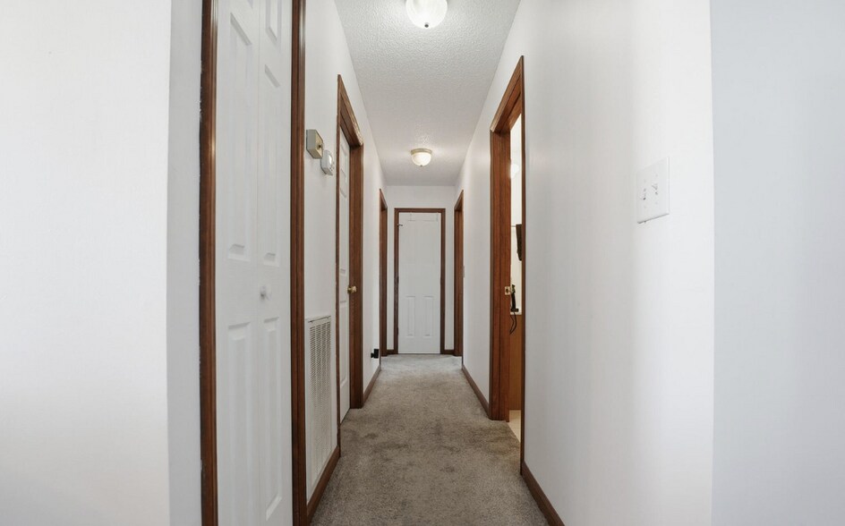 More Photos Of 528 W Main St, Wise Storefront For Sale