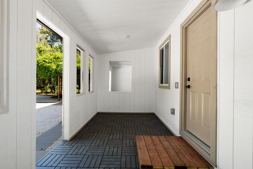 More Photos Of 14268 CA-160, Isleton Apartments For Sale