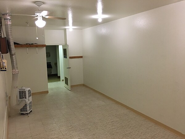 More Photos Of 9410 Locust St, Knights Landing Office For Sale