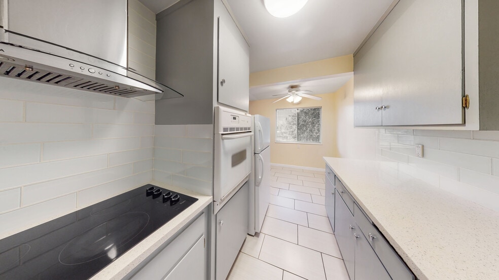 More Photos Of 98 Dutton Ave, San Leandro Apartments For Sale