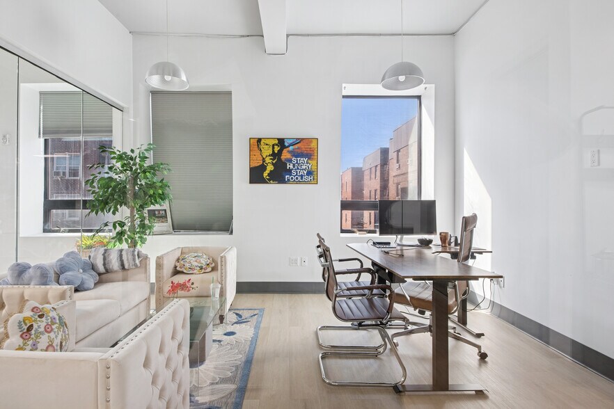 More Photos Of 74-09 37th Ave, Jackson Heights Loft Creative Space For Lease