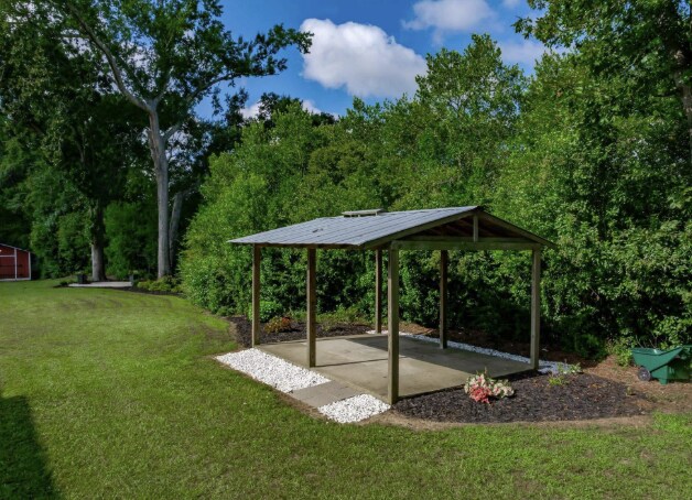 More Photos Of 112 Hunting Creek Rd, Hopkins Specialty For Sale