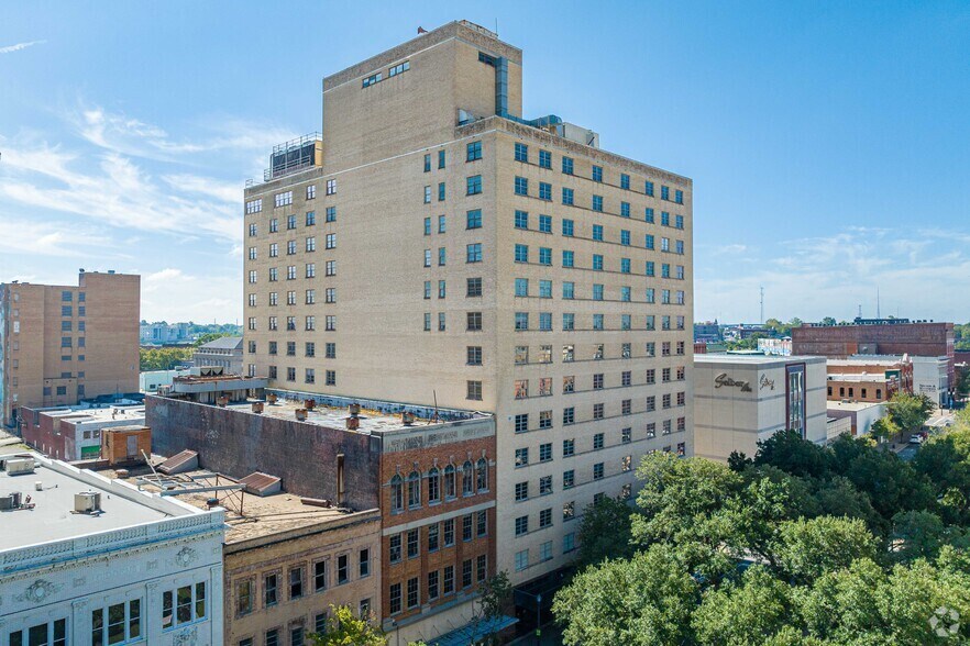 Primary Photo Of 525 Milam St, Shreveport Office For Sale