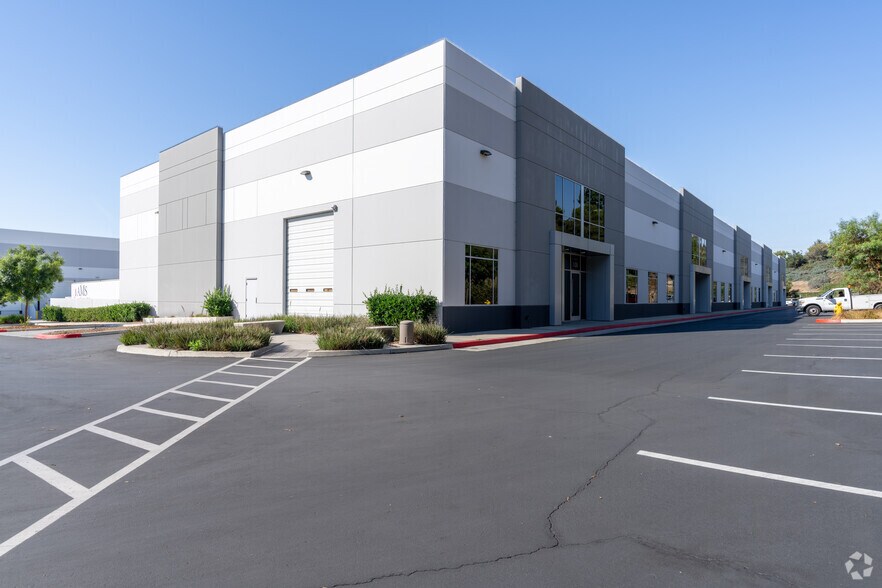 More Photos Of 2864 Whiptail Loop E, Carlsbad Unknown For Lease