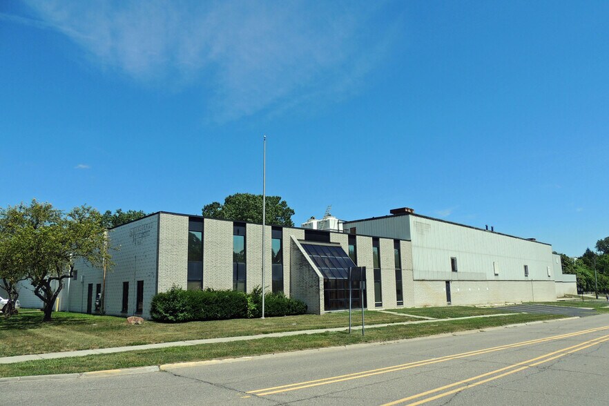 More Photos Of 417 E Second St, Rochester Manufacturing For Lease