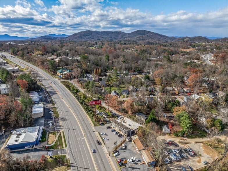 More Photos Of 1141 Patton Ave, Asheville Freestanding For Lease