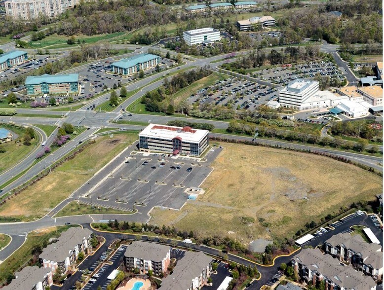 More Photos Of 19415 Deerfield Ave, Lansdowne Medical For Lease