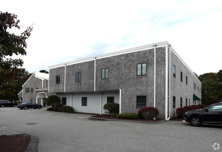 More Photos Of 700 Attucks Ln, Hyannis Medical For Sale