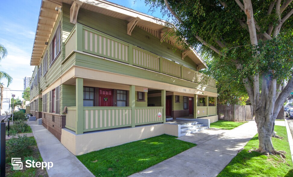 Primary Photo Of 718 Chestnut Ave, Long Beach Apartments For Sale