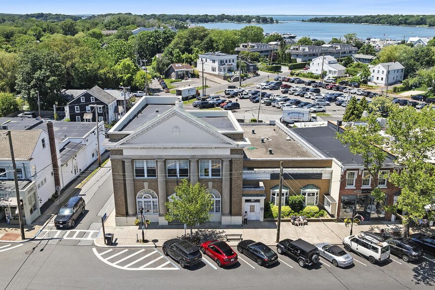 More Photos Of 138 Main St, Sag Harbor Office For Lease