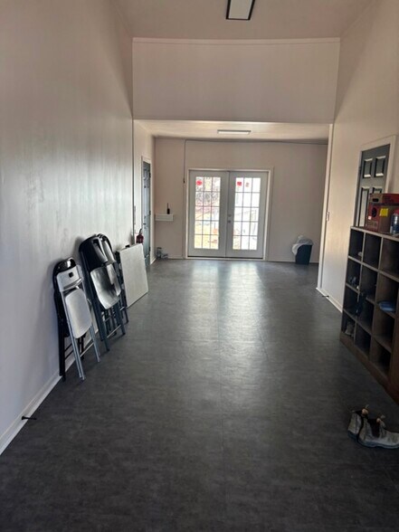 More Photos Of 12133 Henry St, Claxton Specialty For Sale