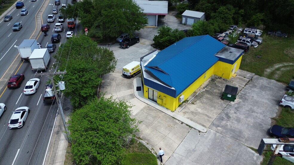 More Photos Of 569 Blanding Blvd, Orange Park Freestanding For Sale