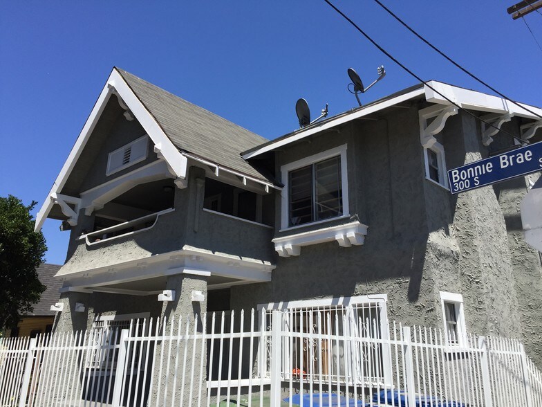 More Photos Of 326 S Bonnie Brae St, Los Angeles Apartments For Sale