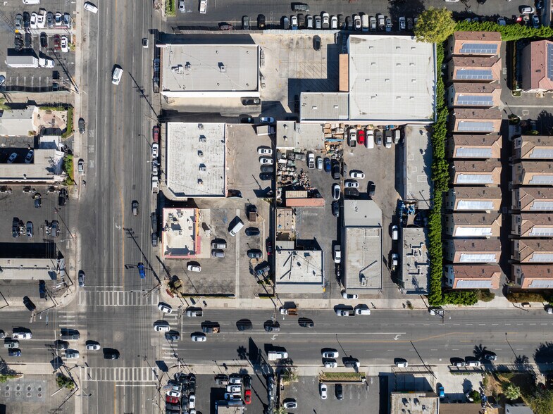 More Photos Of 7610 Sepulveda Blvd & 15243 Saticoy St., Van Nuys Land For Lease