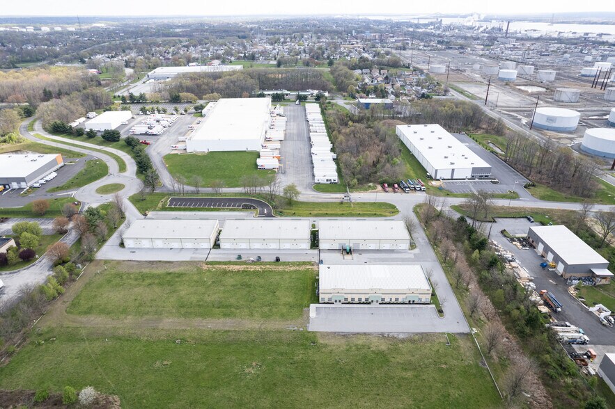 More Photos Of 3904 Columbia Ave, Marcus Hook Warehouse For Lease