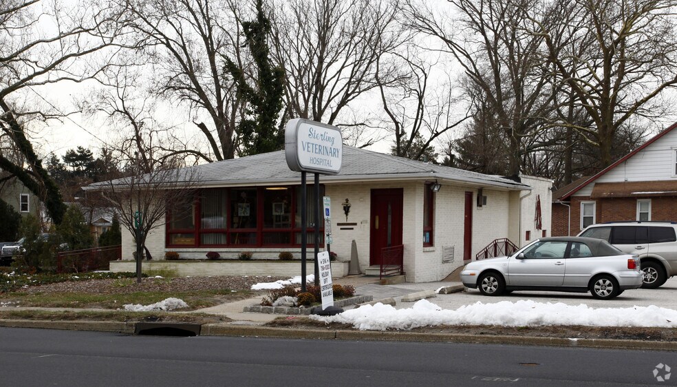 More Photos Of 308 N White Horse Pike, Stratford Veterinarian Kennel For Sale