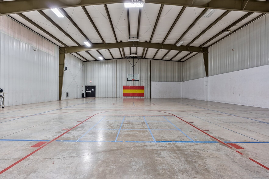 More Photos Of 4312 20th St, Rockford Religious Facility For Sale