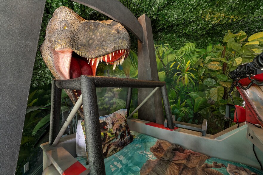 More Photos Of 1125 Grand Traverse Pky, Kissimmee Specialty For Sale