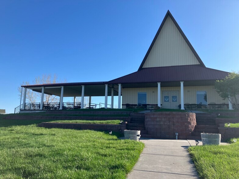 More Photos Of 17111-17145 S 138th St, Springfield Winery Vineyard For Sale