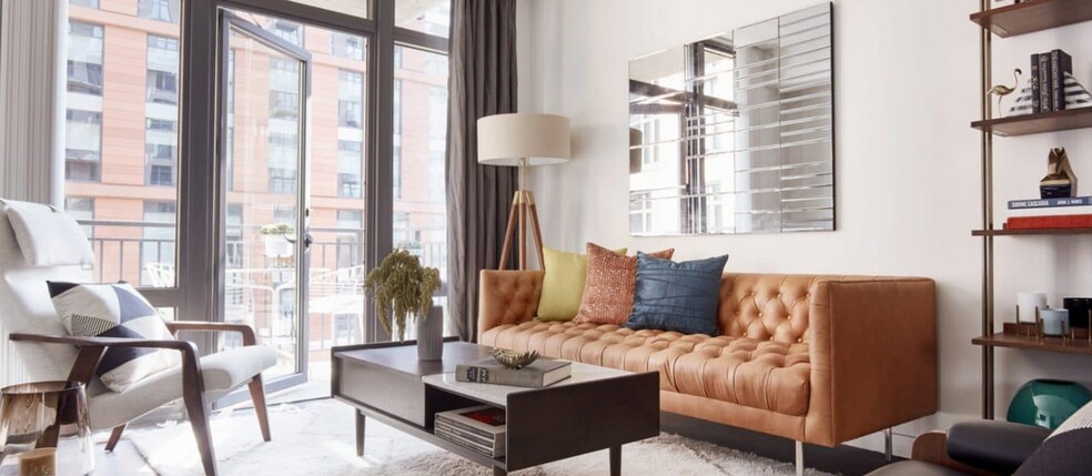 More Photos Of 1008 N Glebe Rd, Arlington Apartments For Lease