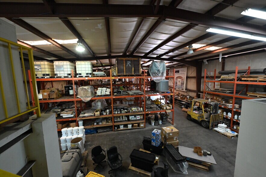 More Photos Of 2020 Murrell Rd, Rockledge Manufacturing For Sale